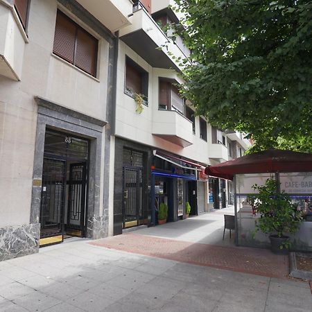 Bilbao Ciudad Del Mundo Arte Teletrabajo Y Ocio Lejlighed Eksteriør billede